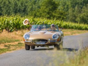 Etre passager dans un véhicule de Prestige et Collection (15 km) - visite non comprise